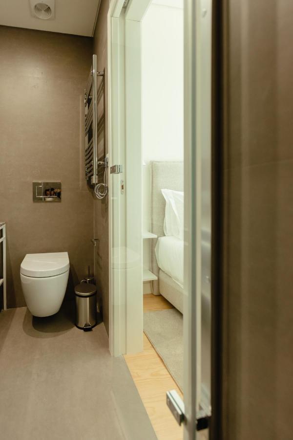 Trindade 19 Apartments - 1B Aragones Lisbona Esterno foto